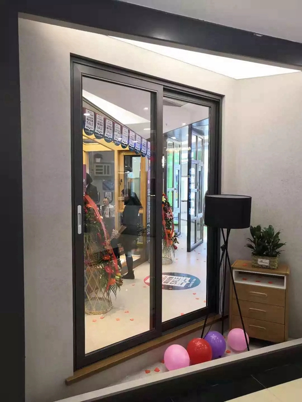天东门窗成功举办品牌新形象揭幕活动