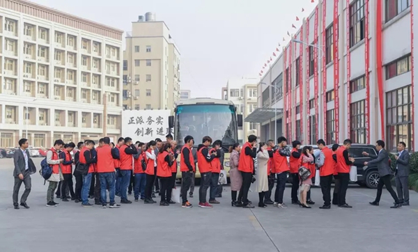 丽博橱柜品牌深度体验峰会再度开启,携手丽博，定制未来