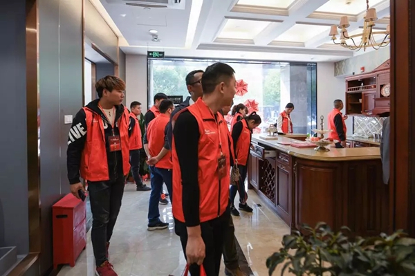 丽博橱柜品牌深度体验峰会再度开启,携手丽博，定制未来