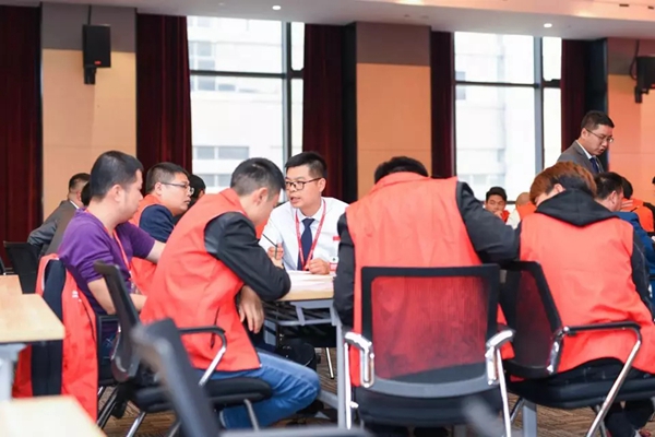 丽博橱柜品牌深度体验峰会再度开启,携手丽博，定制未来