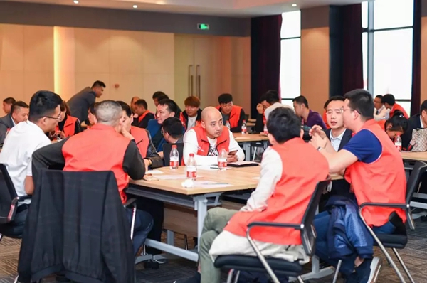 丽博橱柜品牌深度体验峰会再度开启,携手丽博，定制未来