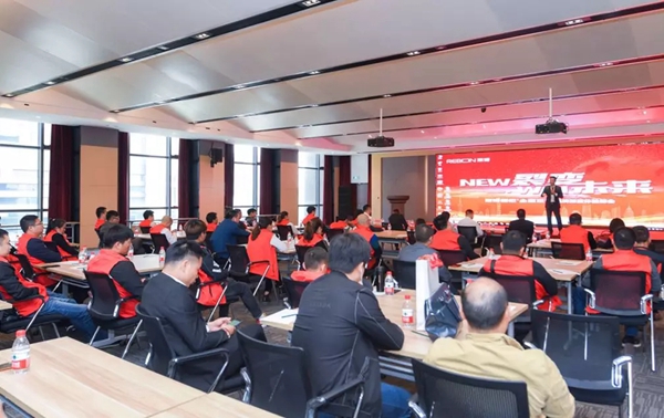 丽博橱柜品牌深度体验峰会再度开启,携手丽博，定制未来