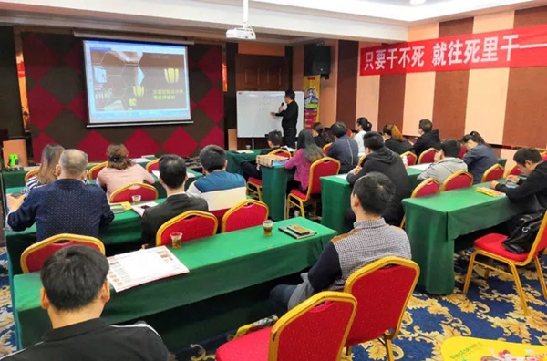 申斯达衣柜橱柜吹号角擂战鼓，正式启动双十一定制嗨购节