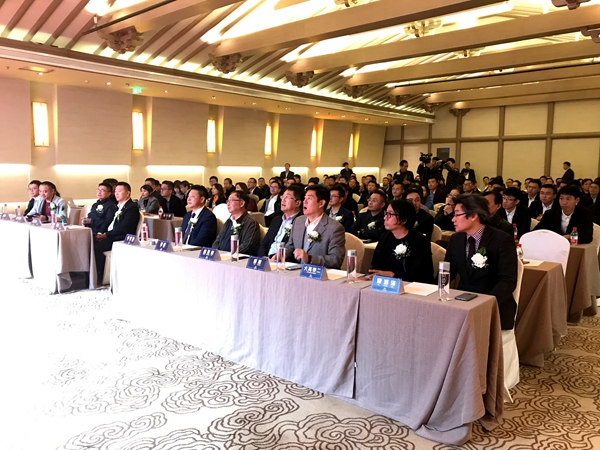 米兰之窗全新战略发布 新零售迎风启航