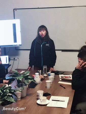 跃界木门开业筹备 开展经销商系统学习会议