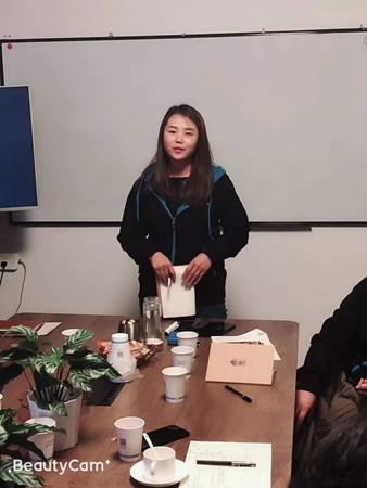 跃界木门开业筹备 开展经销商系统学习会议