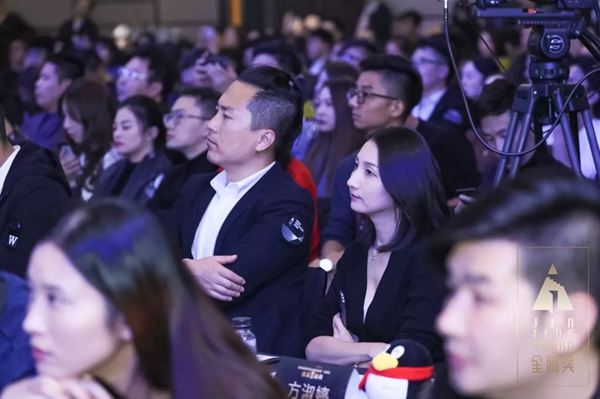 梦天木门总冠名之金腾奖设计时尚盛典璀璨收官