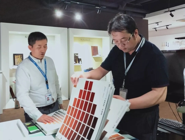华润涂料全国展示中心参观人数激增！2019家具新品值得期待