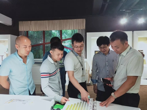 华润涂料全国展示中心参观人数激增！2019家具新品值得期待