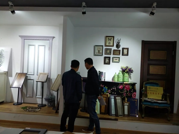 华润涂料全国展示中心参观人数激增！2019家具新品值得期待