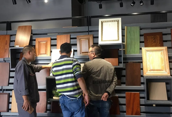 华润涂料全国展示中心参观人数激增！2019家具新品值得期待