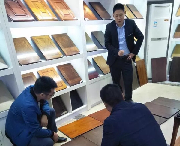 华润涂料全国展示中心参观人数激增！2019家具新品值得期待