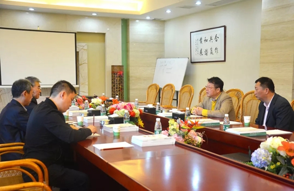 合和建筑五金迎接中国建筑金属结构协会领导莅临交流访问！