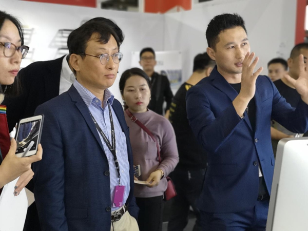 广州设计周|希美克谢国雄：感受一把五金执手的创新性