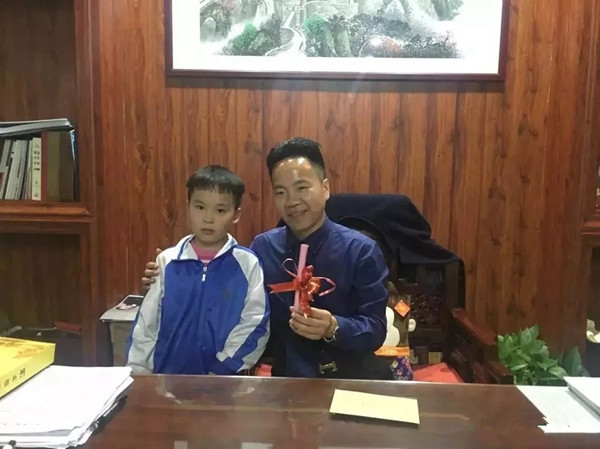 博仕门窗李卫权：以厂为家 与家共进