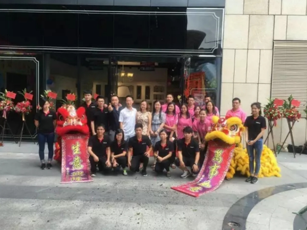森美顺德合作伙伴专访:2年店2500万,销售剑指5000万,行业初哥如何变成大商 森美顺德合作伙伴专访:2年店2500万,销售剑指5000万,行业初哥如何变成大商
