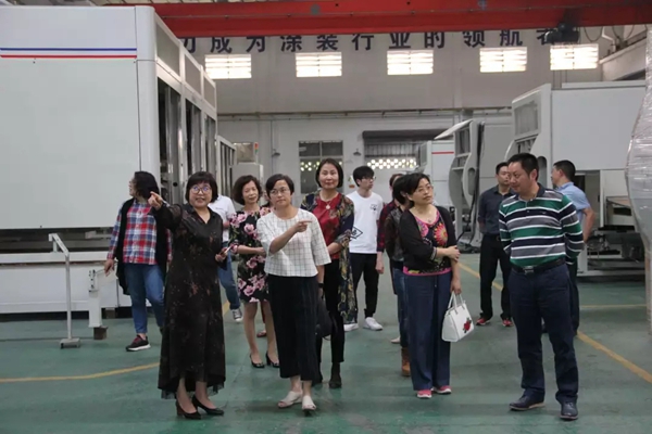 迪峰机械入一线贴心服务送温暖，构建亲清型政企关系！