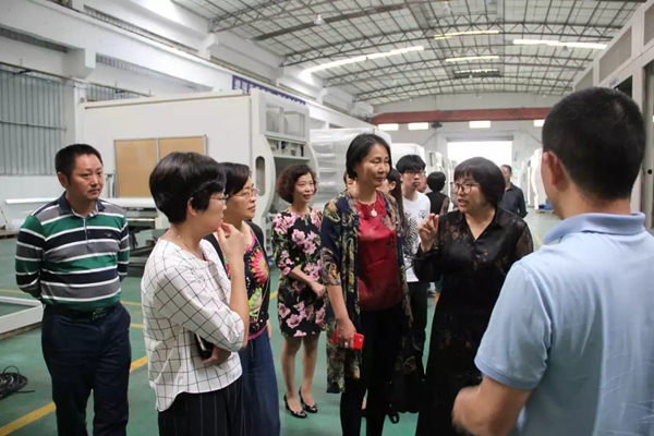 迪峰机械入一线贴心服务送温暖，构建亲清型政企关系！