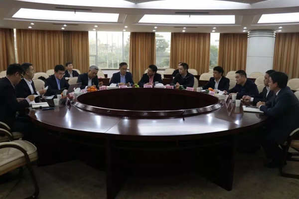 王力安防将打造成服务创新公司，17日下午与富士康举行合作座谈会