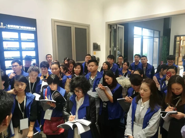 罗兰西尼门窗商学院精英新势力特训营正式开课！