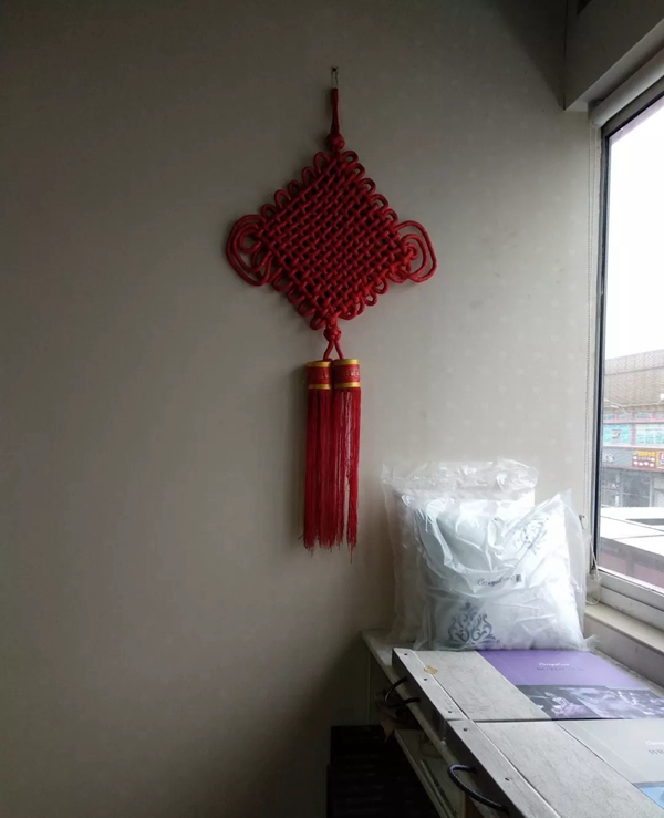 可罗雅无缝墙布经销商周女士：因为相信，所以选择