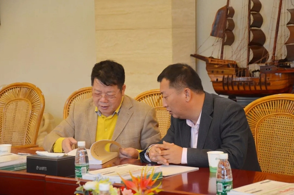 合和建筑五金迎接中国建筑金属结构协会领导莅临交流访问！