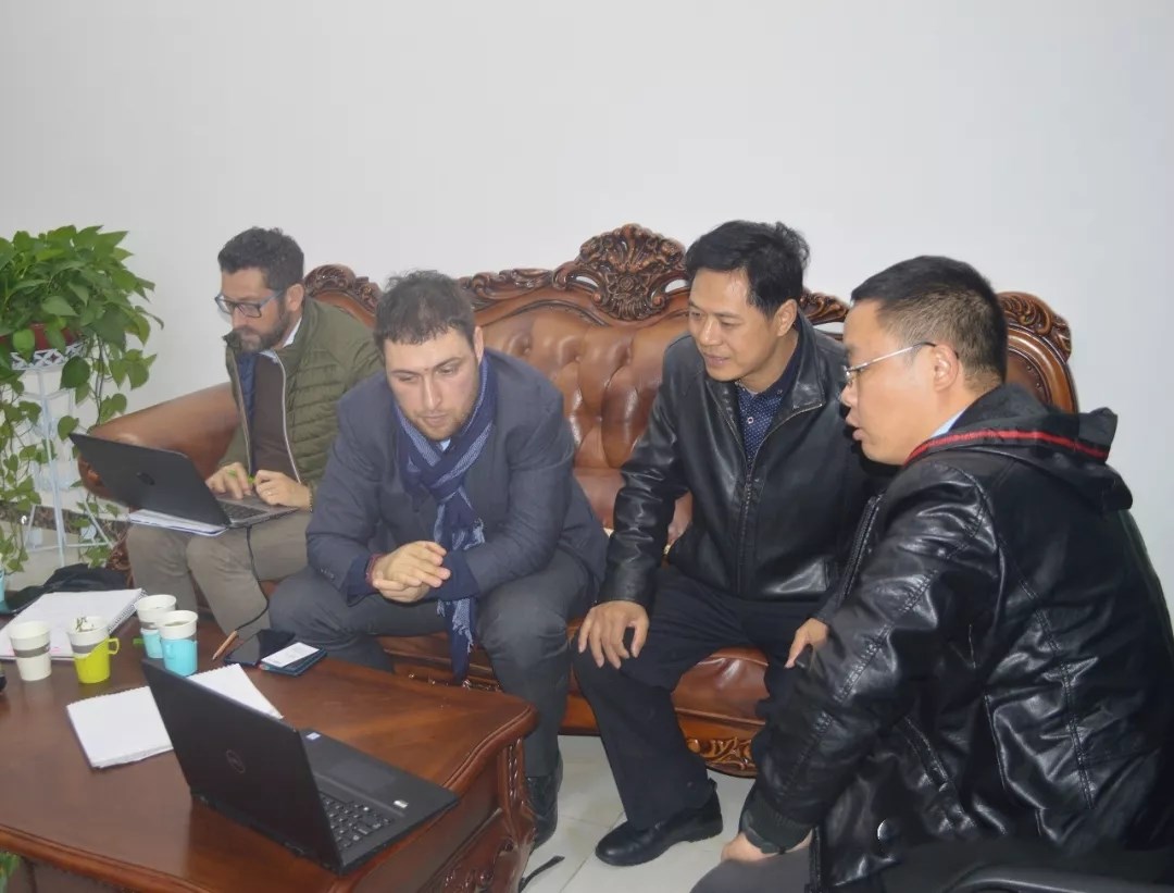 雅丽家智能全屋定制迎来意大利专家组助力二期产业园规划设计