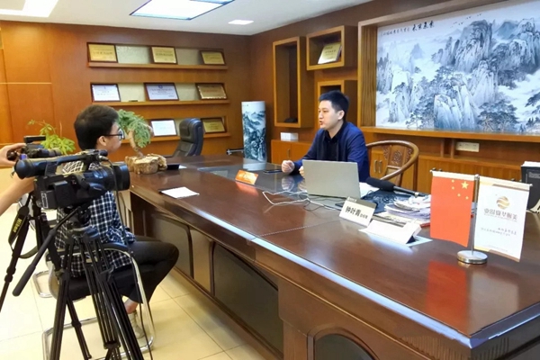“强化门窗技术 提升服务能力”——欧莱诺门窗总经理钟叶青先生接受慧亚传媒专访