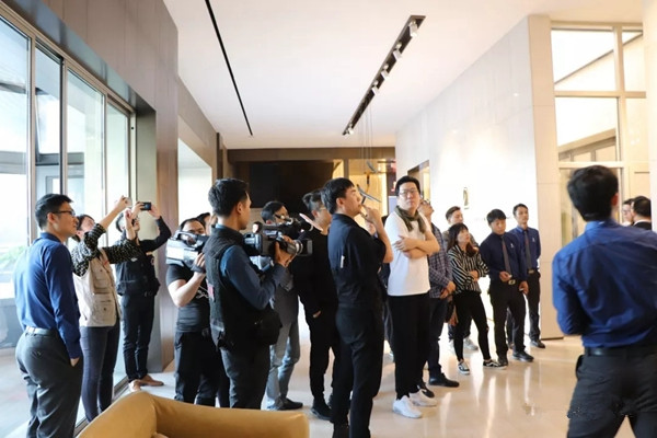 百利玛门窗接待数位设计大咖参观交流,探索法式轻奢潮流美学