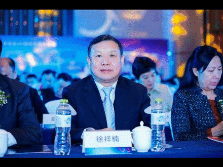 展辰荣获“技术创新先进单位，助力山东家具产业大发展！