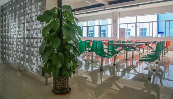 珠海展辰顺利开机试产，“涂料航母”正式起航！