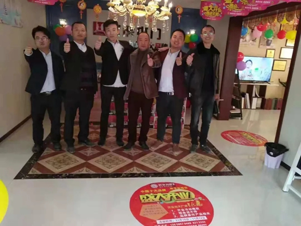 明珠创展门窗为经销商展开帮扶开业活动，专业指导用成绩说话