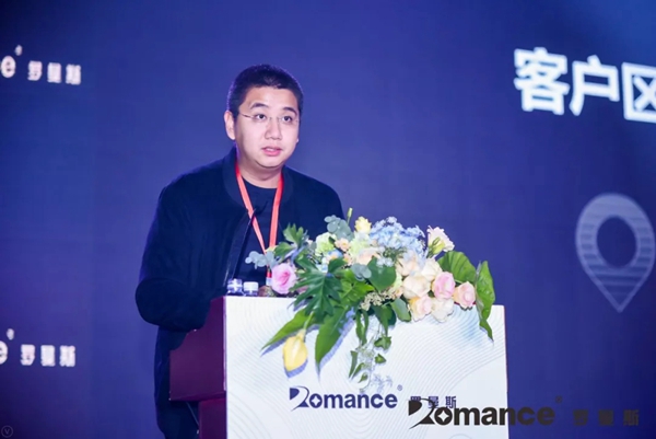 罗曼斯科技全球超薄全自动智能门锁隆重发布,开启智能锁未来无限可能!