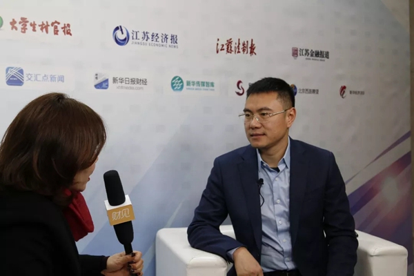 肯帝亚集团董事长郦海星应邀出席第12届新华高峰会暨“一带一路”苏企全球合作伙伴大会，并接受专访