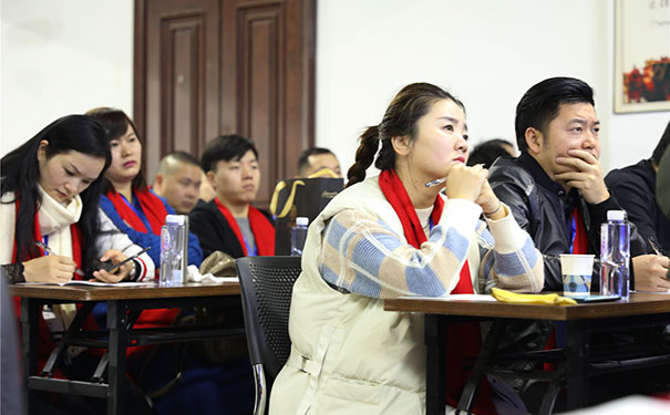 “同心聚力,携手共赢”家居行业精英论道