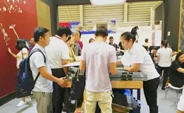 绣江南艺术墙布告诉你墙布店长该怎么管理好自己的店铺
