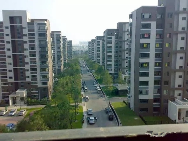 领绣刺绣墙布教你家居布局时要注意哪些阳台风水知识