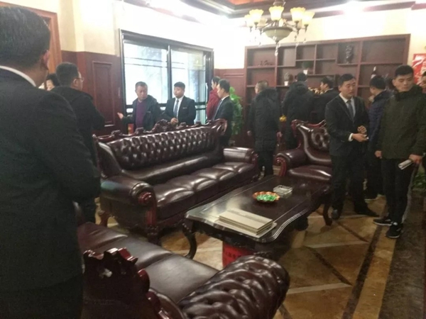 方泽门窗2018“财富新时代，领跑大未来”大型财富峰会取得圆满成功