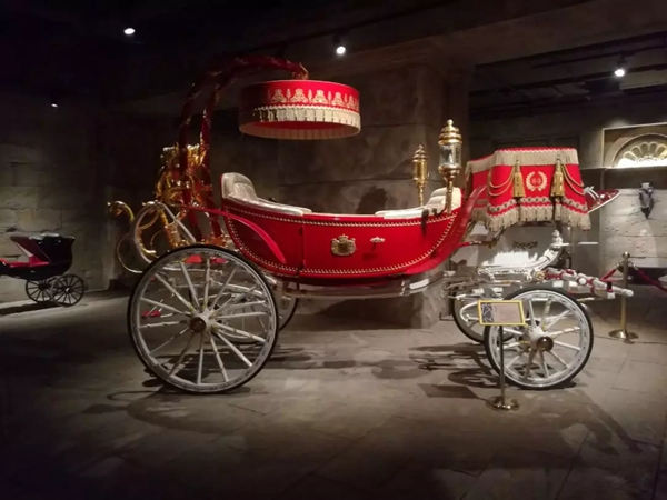  HDL：假期没有好去处？这座获北美IES照明设计大奖的收藏馆你不得不去！