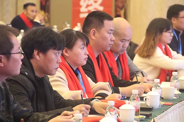 洛卡博举行2019年品牌战略暨新品发布会