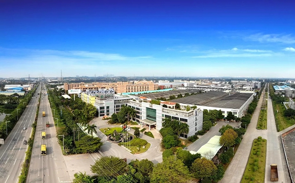 合和建筑五金获“2018年度中国房地产竞争力十强供应商”荣誉称号!
