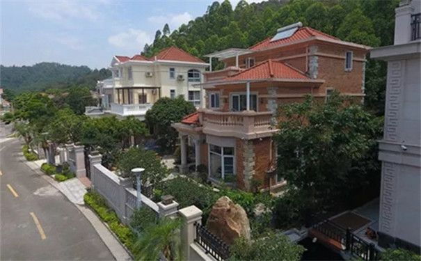 伊盾门窗告诉你为什么楼层高低所接收的噪音大小会不同？