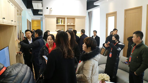 奢范招商大会引发定制加盟狂潮