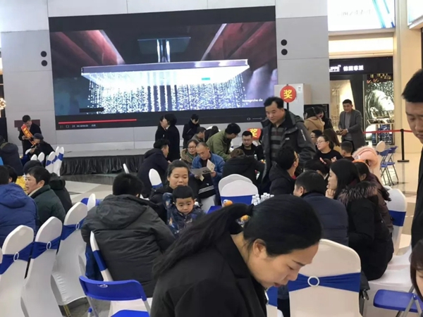 米兰之窗口碑好，荣膺“2018年度消费者信赖品牌”