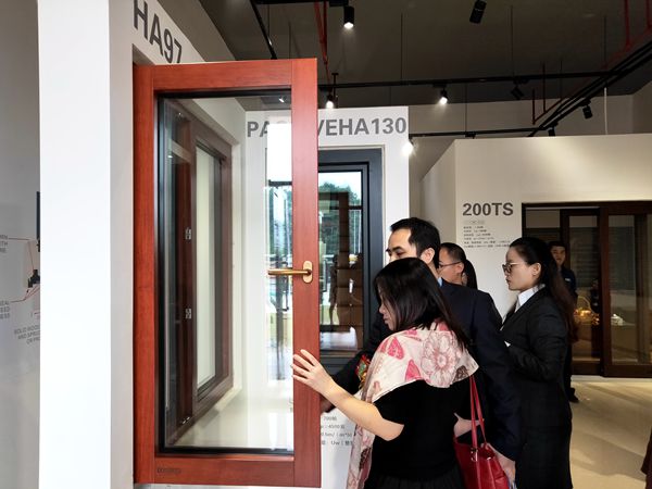 吉尔德文门窗品牌全新展厅入驻广州 ——开启吉尔德文布局华南市场的大幕
