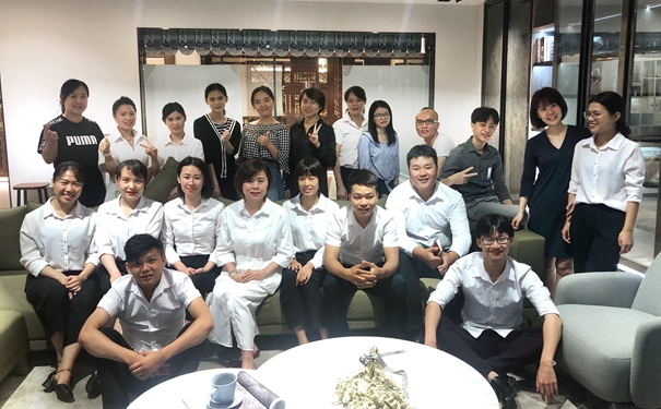 明星经销商|诺贝尼卢鳕伊:打造个性化店面,从市场脱颖而出