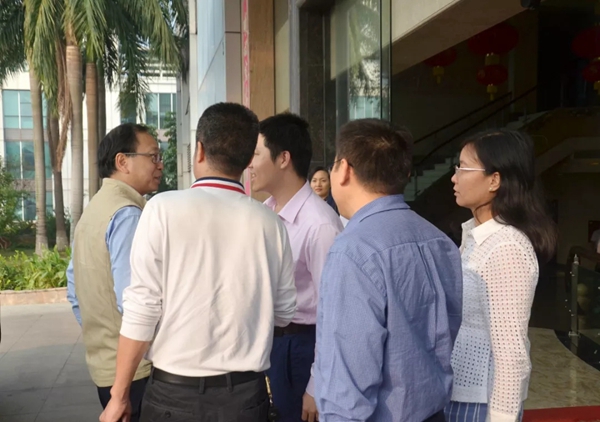 合和建筑五金迎来佛山市市委常委、统战部部长李政华一行调研指导