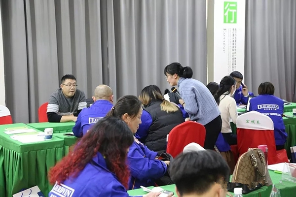 宏明泰铝包木窗商学院第11期精英特训营圆满结束！