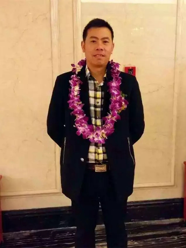 王力智能锁四川宜宾优秀经销商郑树奎：成功绝非偶然