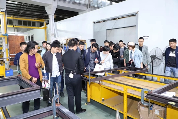 广州设计周 |欧哲门窗首次携新品惊艳亮相,领先时代“自由”宣言!